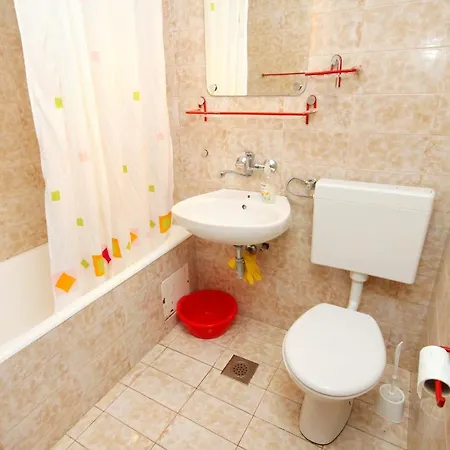 By The Sea Kneza, Korcula - 4371