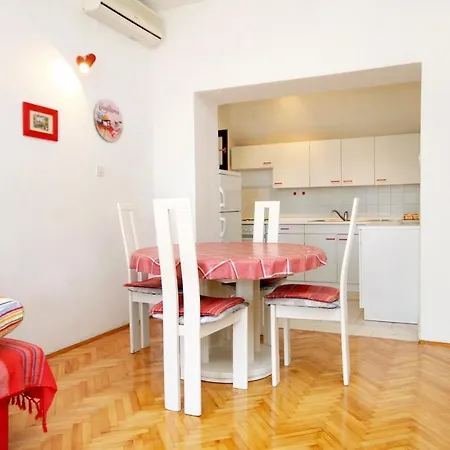 Apartmán By The Sea Kneza, Korcula - 4371 Pupnat