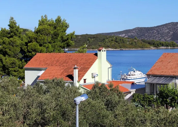By The Sea Kneza, Korcula - 4371